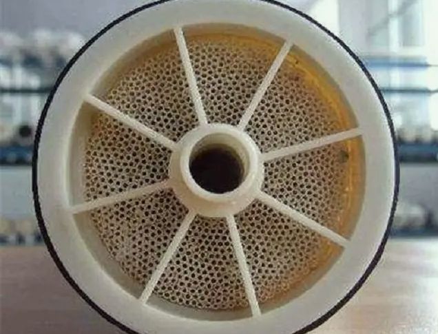 膜污染的原因及處理方法有哪些？（膜污染是什么）